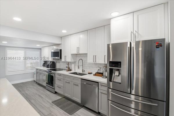 The Trellises At Jacaranda, 958 Mockingbird Ln #514, Plantation, Florida 33324, image 3