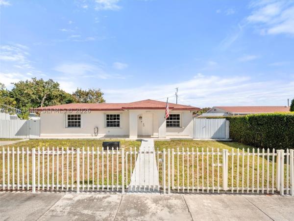 Fairway Park, 16321 SW 102nd Pl, Palmetto Estates, Florida 33157, image 1