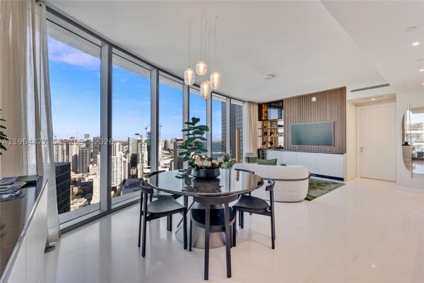 300 Biscayne Blvd Way #5008W, Miami, Florida 33131, image 1