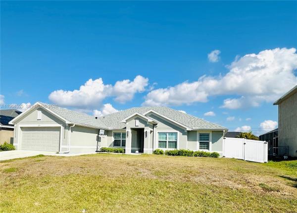 Cape Coral, 1137 NE 4th Pl, Cape Coral, Florida 33909, image 1
