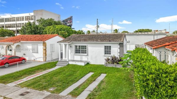 Central Manor, 6819 SW 25th St, Coral Terrace, Florida 33155, image 2