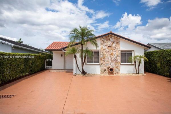 Pueblo Del Sol, 6811 SW 105th Ct, Sunset, Florida 33173, image 2