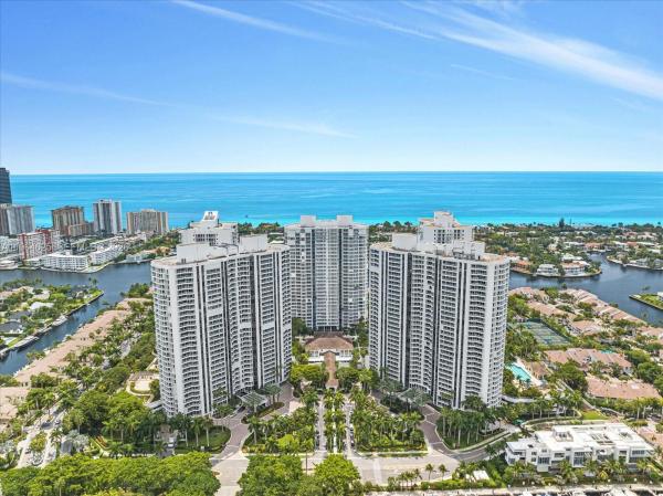 South Tower At The Point, 21055 NE 37th Ave #802, Aventura, Florida 33180, image 2