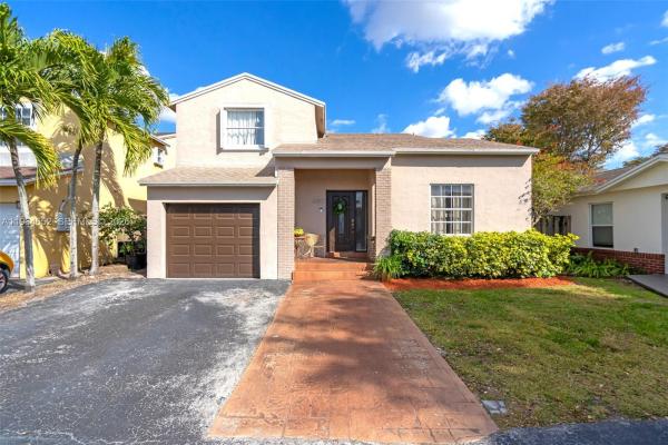 8253 NW 192nd Ter, Hialeah, Florida 33015, image 1