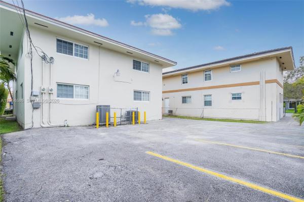 Coconut Grove, 3609 S Le Jeune Rd, Coral Gables, Florida 33134, image 2