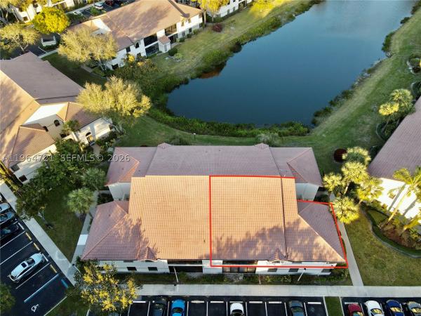 Bellavista Village, 5258 Europa Dr #H, Boynton Beach, Florida 33437, image 2