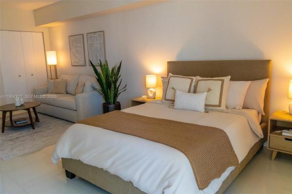 Icon Brickell Tower 1, 475 Brickell Ave #3510, Miami, Florida 33131, image 2