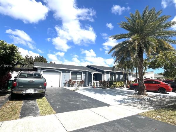 12271 SW 187th St, Unincorporated Dade County, Florida 33177, image 1