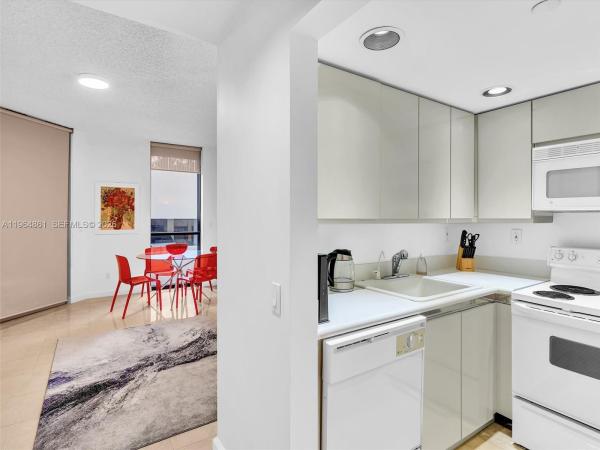 Atlantic 2 At The Point, 21150 NE 38th Ave #305, Aventura, Florida 33180, image 2