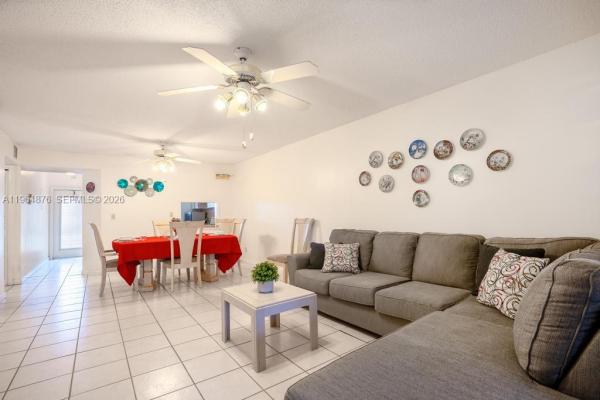 Villas At Carriage Hills, 250 Gate Rd #257, Hollywood, Florida 33024, image 3