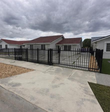 14759 SW 82nd St, Unincorporated Dade County, Florida 33193, image 1