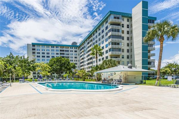 Hillcrest, 4330 Hillcrest Dr 716 #716, Hollywood, Florida 33021, image 1
