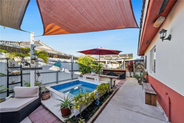 Golden Eagle Estates, 10095 NW 127th St, Hialeah Gardens, Florida 33018, image 2