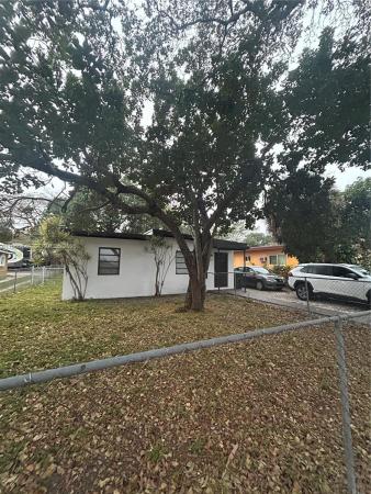 Sunkist Grove, 1080 NW 121st St, North Miami, Florida 33168, image 1