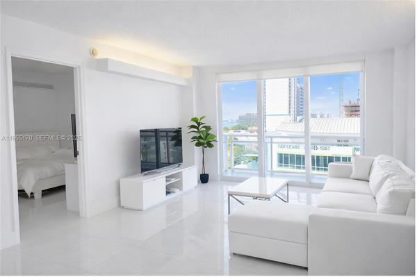 The Collins, 6917 Collins Ave #820, Miami Beach, Florida 33141, image 3