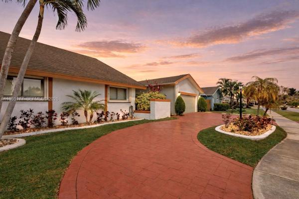 Kendale Country Club Estates, 9400 SW 100th Avenue Rd, Kendall, Florida 33176, image 3