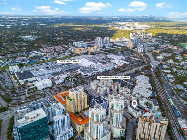 Downtown Dadeland, 7290 SW 90th St #209, Kendall, Florida 33156, image 2