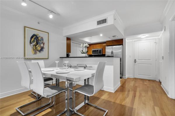 Palmetto Place, 99 SE Mizner Blvd #716, Boca Raton, Florida 33432, image 1