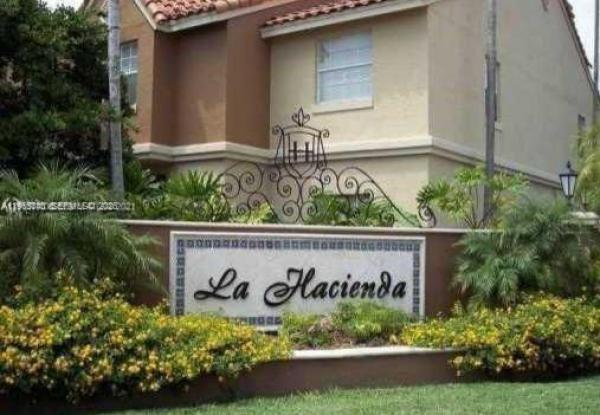 La Hacienda Country Club Of Miami, 18308 NW 68th Ave #B, Country Club, Florida 33015, image 1