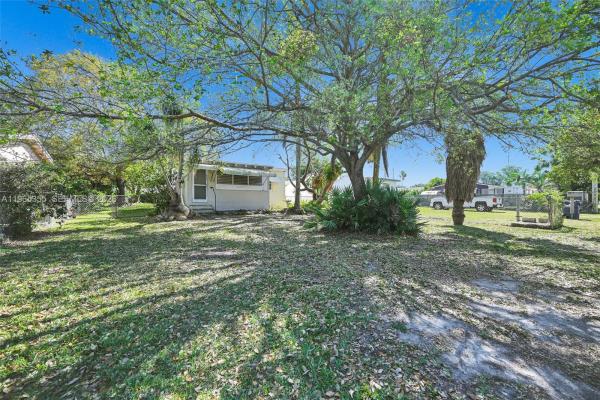 Perrine Heights, 16901 SW 94th Ave, Palmetto Bay, Florida 33157, image 1