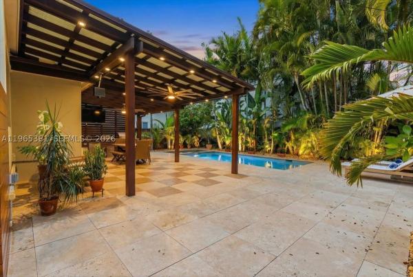 Shenandoah, 1737 SW 10th St, Miami, Florida 33135, image 2