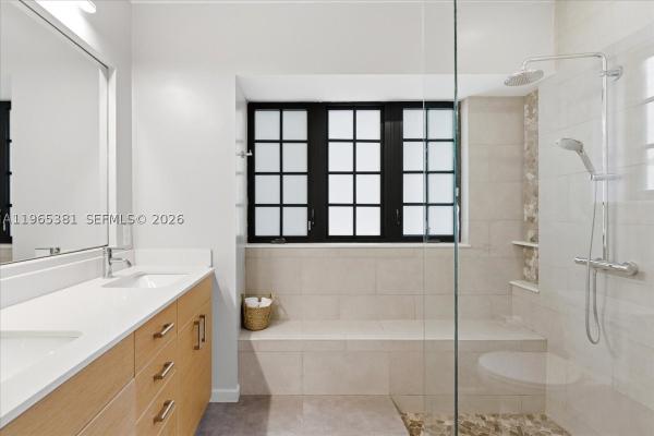 Shenandoah, 1737 SW 10th St, Miami, Florida 33135, image 3