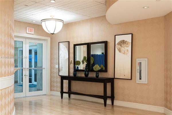 Turnberry Village North Tower, 20000 E Country Club Dr #307, Aventura, Florida 33180, image 1