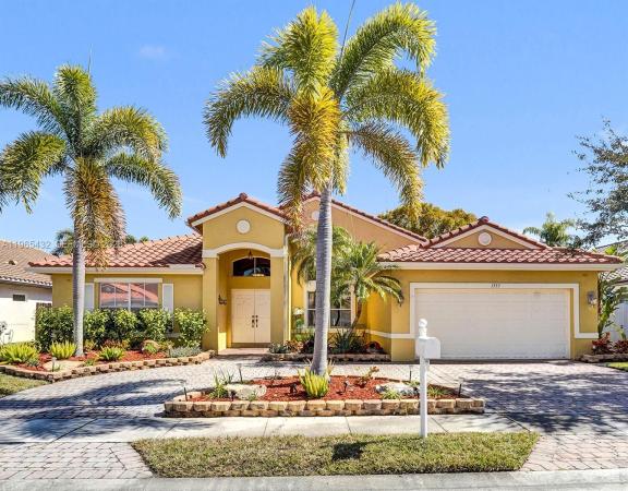 Encantada, 1553 SW 191st Ave, Pembroke Pines, Florida 33029, image 2