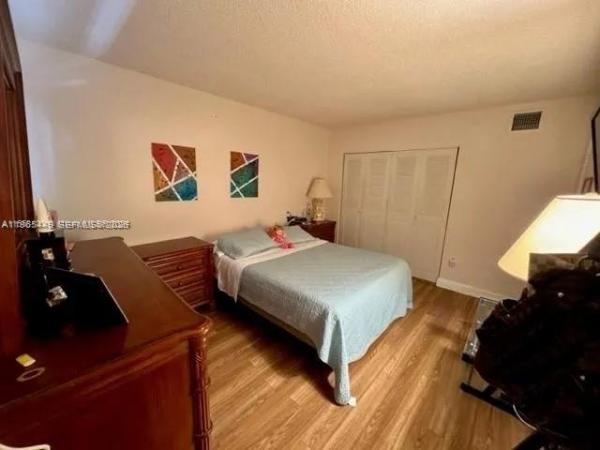 Dewey, 1840 Dewey St #103, Hallandale Beach, Florida 33020, image 2