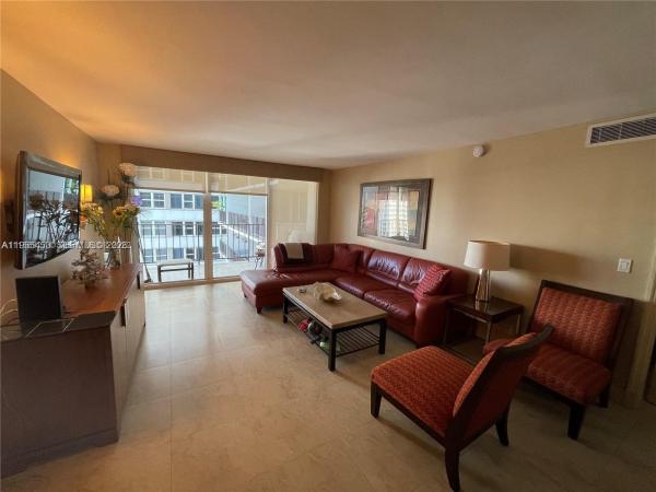 Parker Plaza Estates, 2030 S Ocean Dr #1404, Hallandale Beach, Florida 33009, image 2
