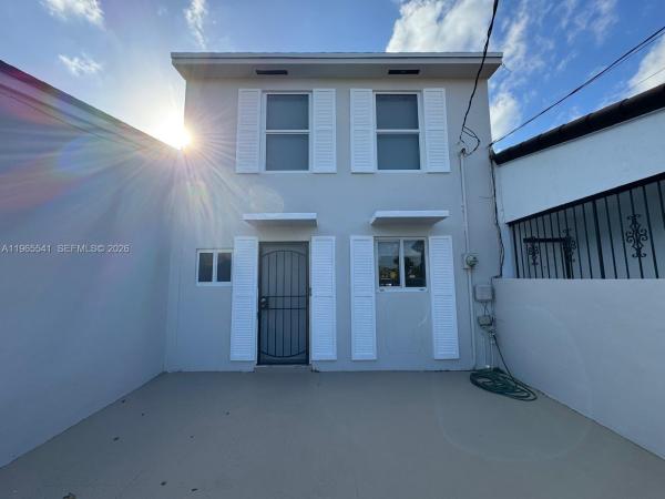 Lake Areta, 7520 W 15th Ct, Hialeah, Florida 33014, image 1