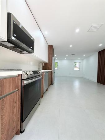 North Gate, 524 NE 65th St, Miami, Florida 33138, image 2