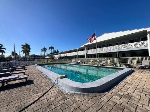 Pasadena Garden, 600 Layne Blvd #110, Hallandale Beach, Florida 33009, image 2