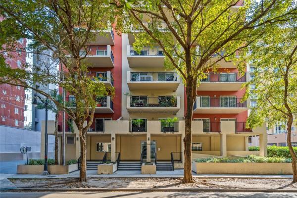 Emerald Plaza On Coral Way, 3410 Coral Way #904, Miami, Florida 33145, image 1