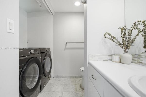 Oceania 3, 16485 Collins Ave #1034, Sunny Isles Beach, Florida 33160, image 1