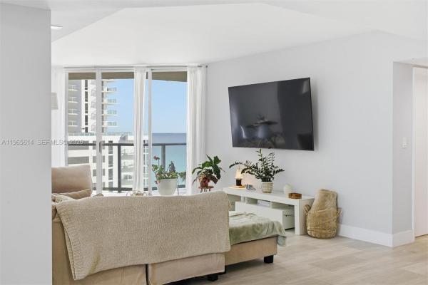 Oceania 3, 16485 Collins Ave #1034, Sunny Isles Beach, Florida 33160, image 1
