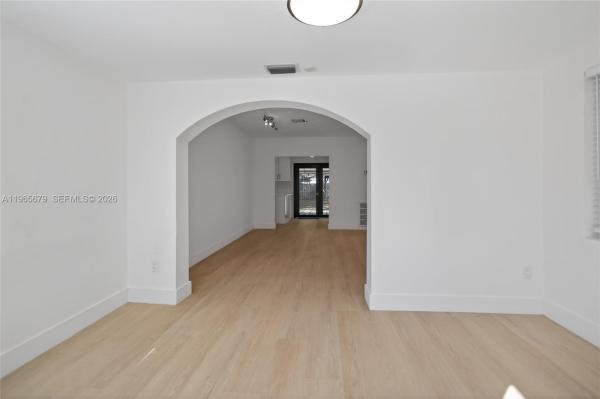 Lake Ridge, 1113 N Victoria Park Rd, Fort Lauderdale, Florida 33304, image 2