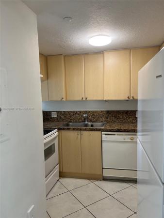The Shamrock, 12645 SW 91st St #202, The Crossings, Florida 33186, image 2