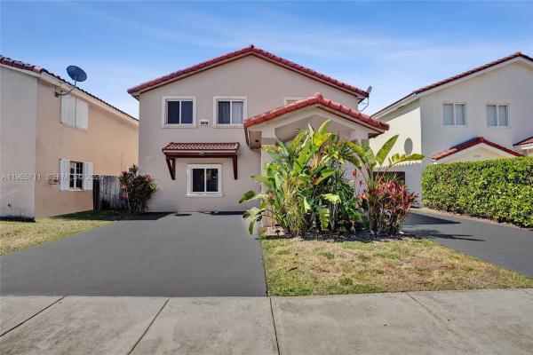 15502 SW 137th Pl, Unincorporated Dade County, Florida 33177, image 1