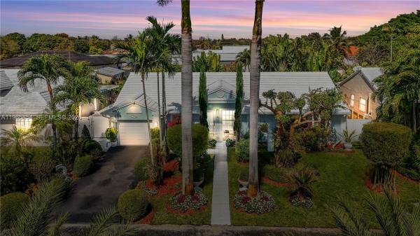 Britannia, 11465 SW 60th St, Sunset, Florida 33173, image 2
