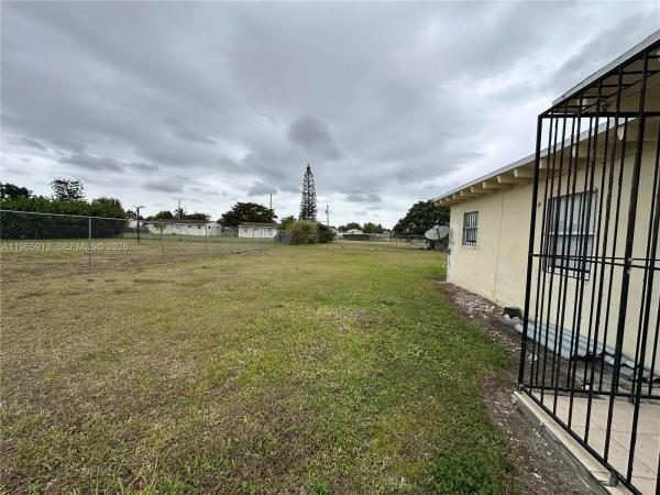 11815 SW 213th St, Unincorporated Dade County, Florida 33177, image 1