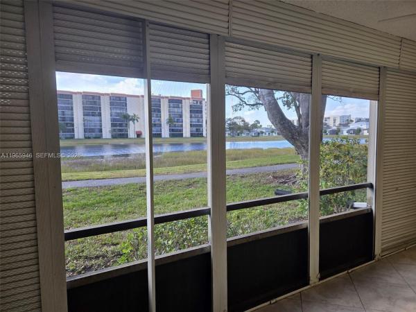 Deauville Village, 6675 S Oriole Blvd #1040, Delray Beach, Florida 33446, image 1