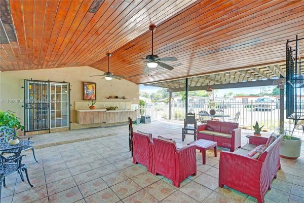 6501 SW 30th St, Unincorporated Dade County, Florida 33155, image 1