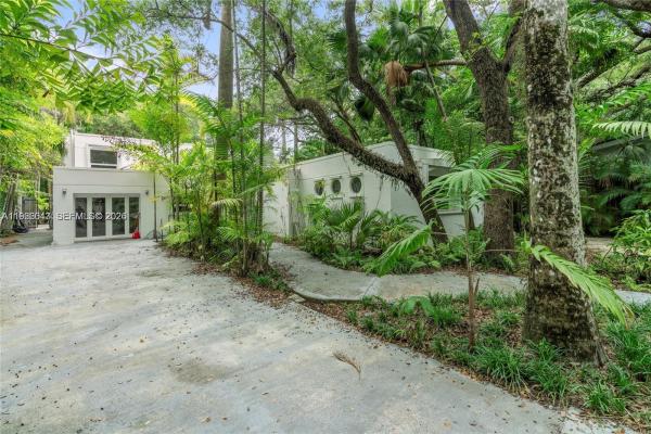 Biscayne Park Terrace, 1951 Secoffee St, Miami, Florida 33133, image 1