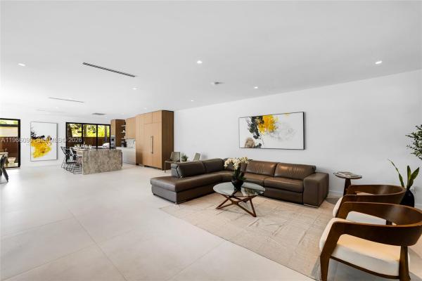 Brentwood, 300 NE 48th St, Miami, Florida 33137, image 1