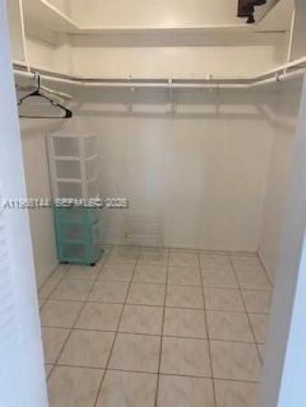 North Miami Beach, Florida 33162, image 1