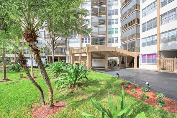 The Arbor, 1400 Saint Charles Pl #420, Pembroke Pines, Florida 33026, image 1