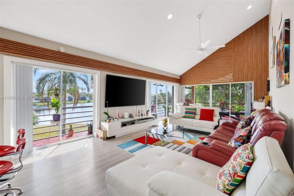 The Atrium At Woodmont, 7531 NW 86th Ter #201, Tamarac, Florida 33321, image 1