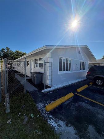 South Middle River, 1028 NW 3rd Ave, Fort Lauderdale, Florida 33311, image 1