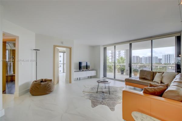 Harbor Tower At The Waterways, 3600 Yacht Club Dr #703, Aventura, Florida 33180, image 2